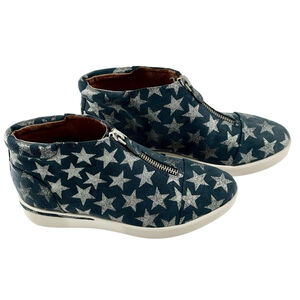 Kenneth Cole Gentle Souls Sneakers Size 8M Blue Star Print Zip Up